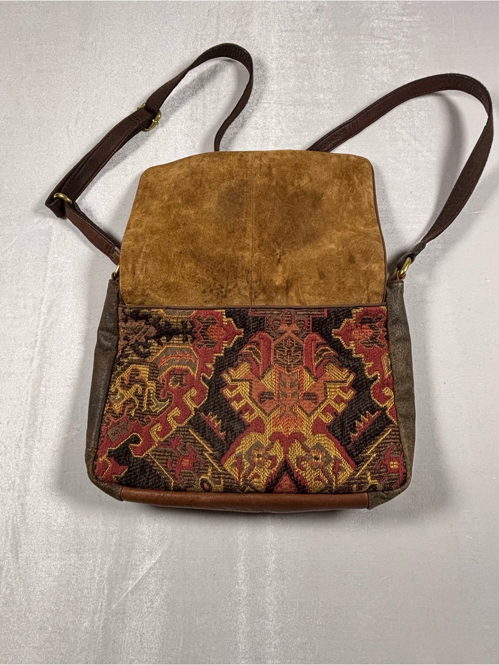 Maude Elizabeth Tapestry Crossbody Bag Boho Floral Foldover Messenger Purse - Picture 3 of 11